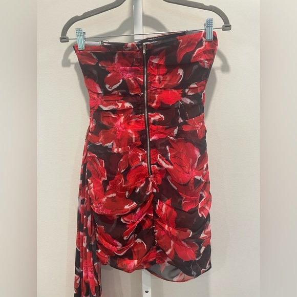 White Fox About Damn Time Mini Dress Size XS - Picture 9 of 10